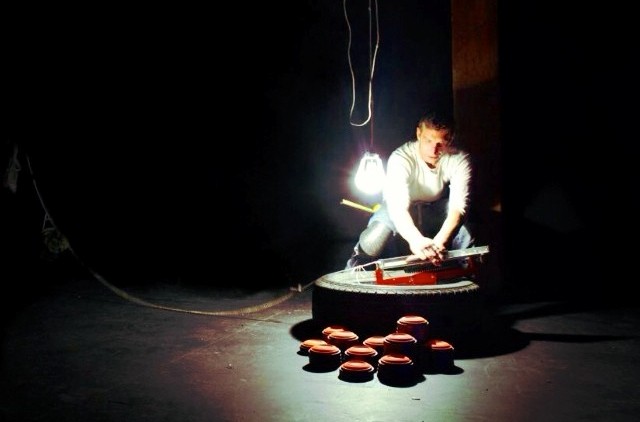 Performance documentation · tire + terra cotta · single bulb